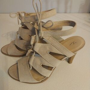 Simply Vera Wang Women’s Sviman Heels Sz 9M Taupe Strappy Faux Suede Open Toe